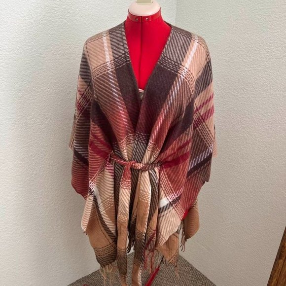 Christopher & Banks Ladies Poncho - Picture 1 of 8